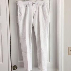 LEVI’s White Jeans